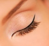 ¿Cómo se llaman los materiales para hacer cejas?